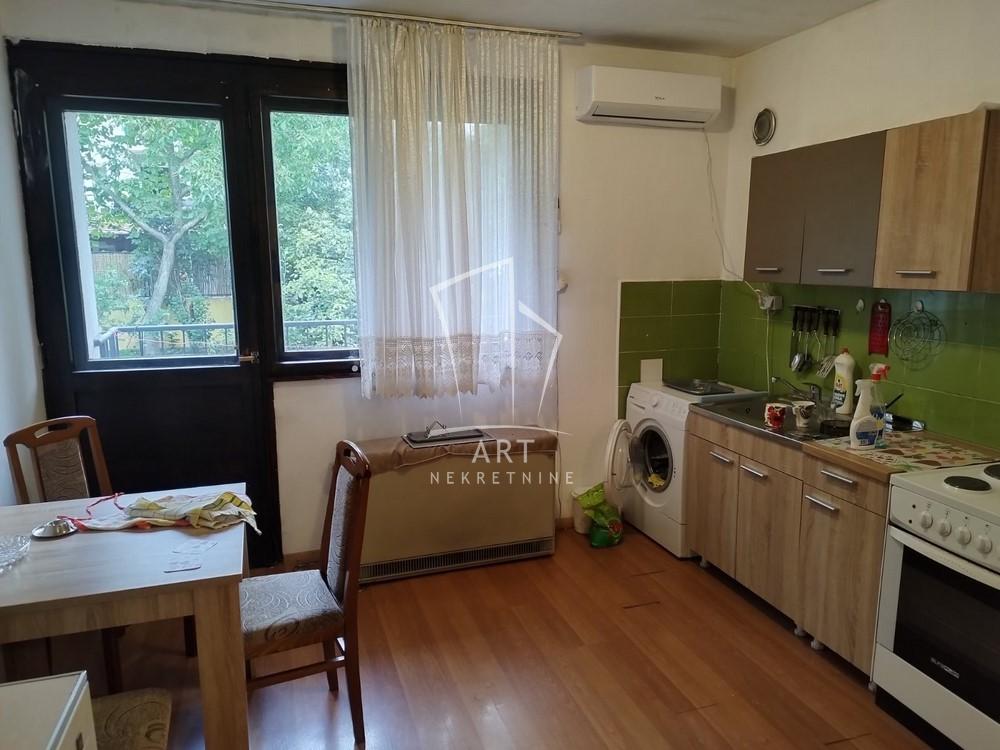 Stan na prodaju u Beogradu, Čukarica, jednoiposoban, 39m2, cena 118800 evra