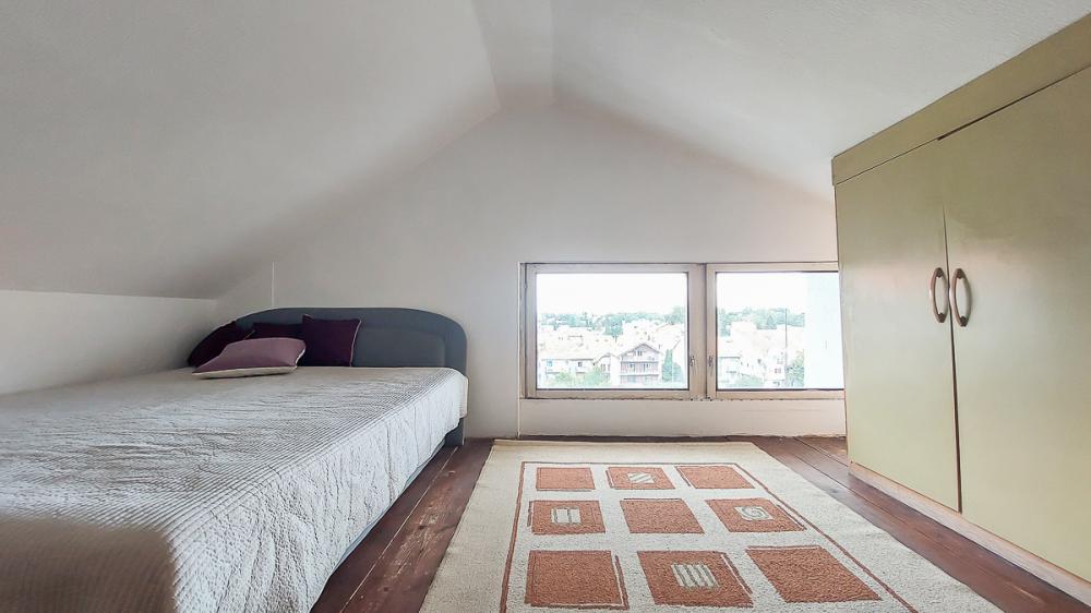 Stan na prodaju u Beogradu, Borča, 95m2, cena 140000 evra