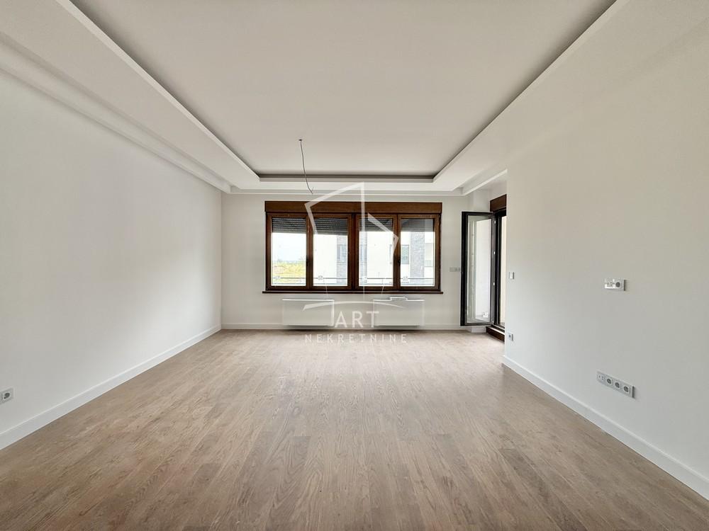 Stan na prodaju u Beogradu, Zemun, cetvorosoban, 118m2, cena 383500 evra
