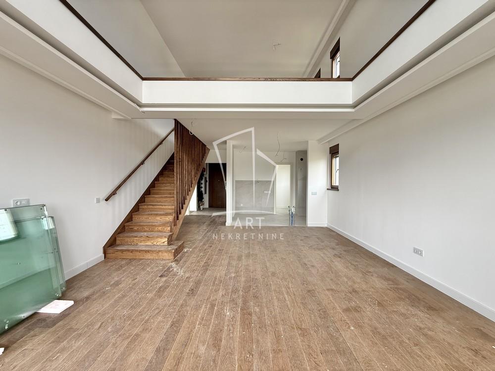 Stan na prodaju u Beogradu, Zemun, 203m2, cena 745000 evra