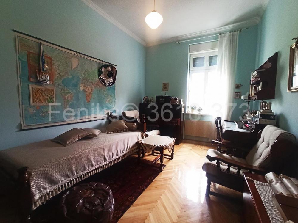 Stan na prodaju u Beogradu, Beograd (centar), trosoban, 66m2, cena 295000 evra