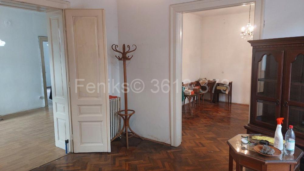 Stan na prodaju u Beogradu, Vračar (Hram), cetvorosoban, 99m2, cena 300000 evra