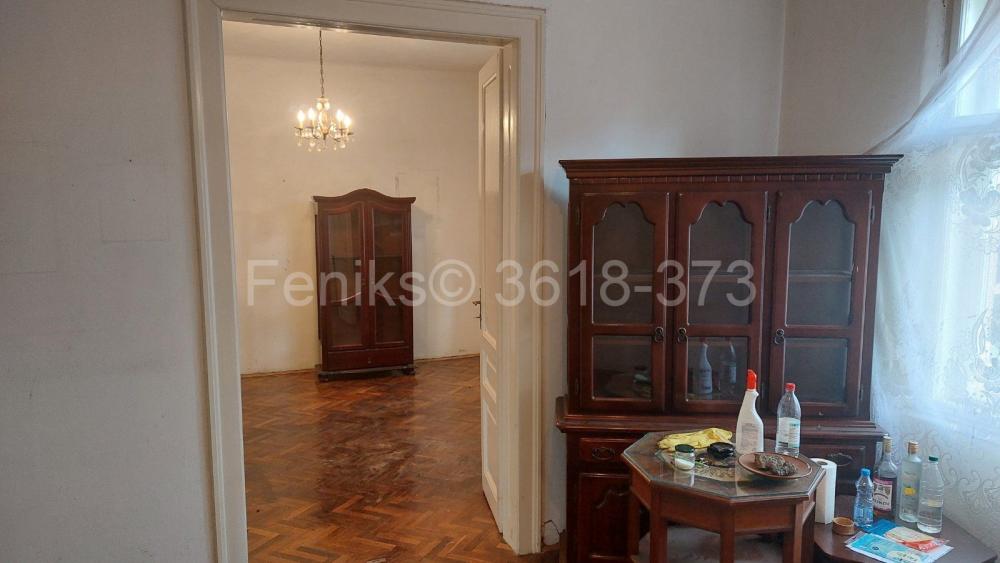 Stan na prodaju u Beogradu, Vračar (Hram), cetvorosoban, 99m2, cena 350000 evra