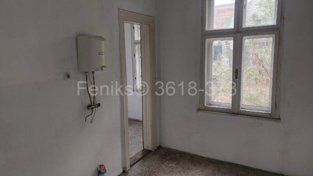 Stan na prodaju u Beogradu, Vračar (Hram), cetvorosoban, 99m2, cena 350000 evra