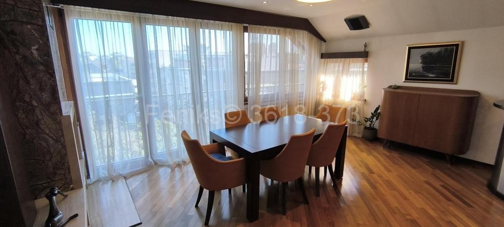 Stan na prodaju u Beogradu, Kalenić pijaca, 195m2, cena 579888 evra