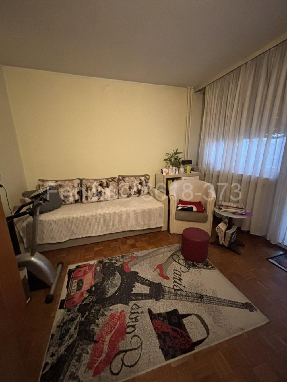 Stan na prodaju u Beogradu, Novi Beograd blok 31 (Merkator), dvoiposoban, 71m2, cena 220000 evra