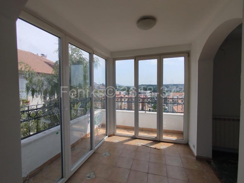 Stan na prodaju u Beogradu, Dedinje, cetvorosoban, 102m2, cena 239000 evra