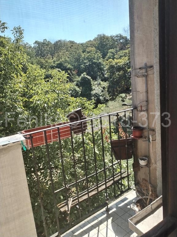 Stan na prodaju u Beogradu, Banovo brdo, trosoban, 81m2, cena 259000 evra