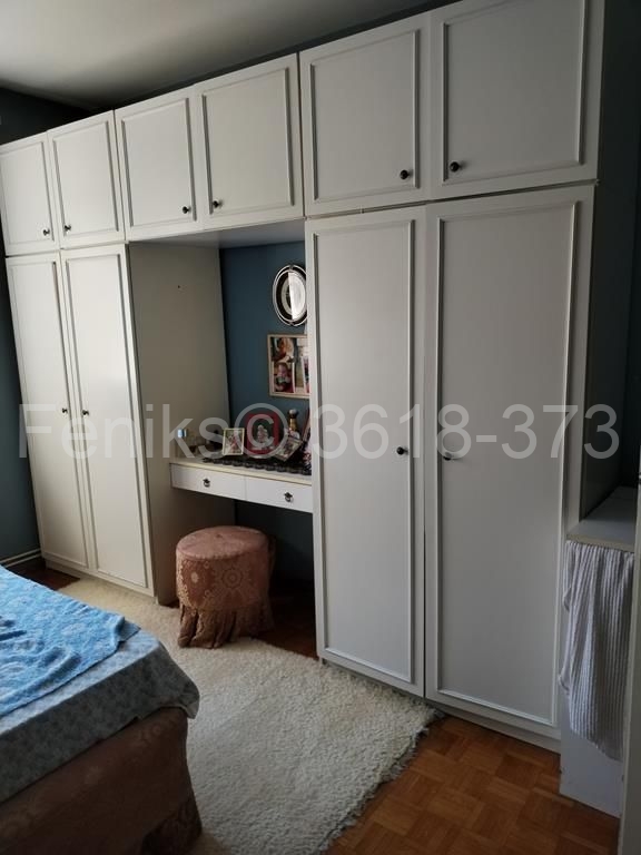 Stan na prodaju u Beogradu, Banovo brdo, trosoban, 81m2, cena 259000 evra