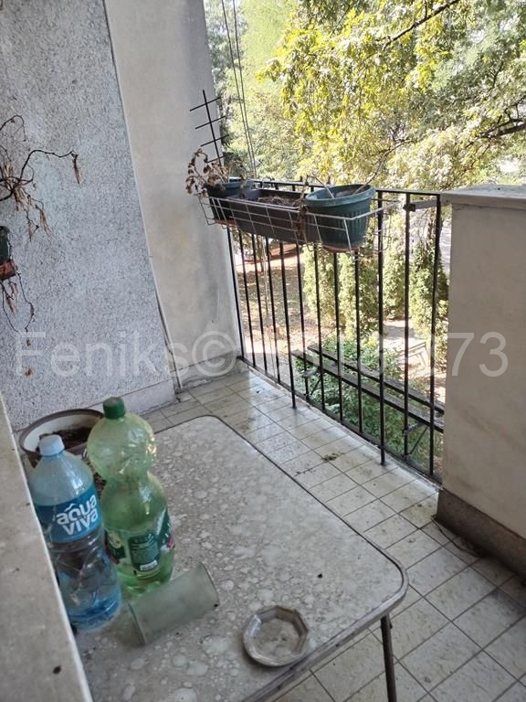 Stan na prodaju u Beogradu, Banovo brdo, trosoban, 81m2, cena 259000 evra