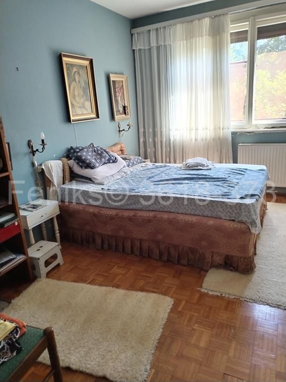 Stan na prodaju u Beogradu, Banovo brdo, trosoban, 81m2, cena 259000 evra