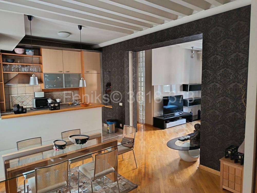 Stan na prodaju u Beogradu, Gornji Dorćol, trosoban, 90m2, cena 450000 evra