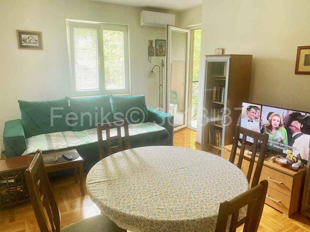 Stan na prodaju u Beogradu, Zvezdara, dvosoban, 45m2, cena 163200 evra