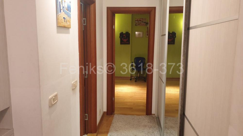 Stan na prodaju u Beogradu, Voždovac, cetvorosoban, 127m2, cena 390000 evra
