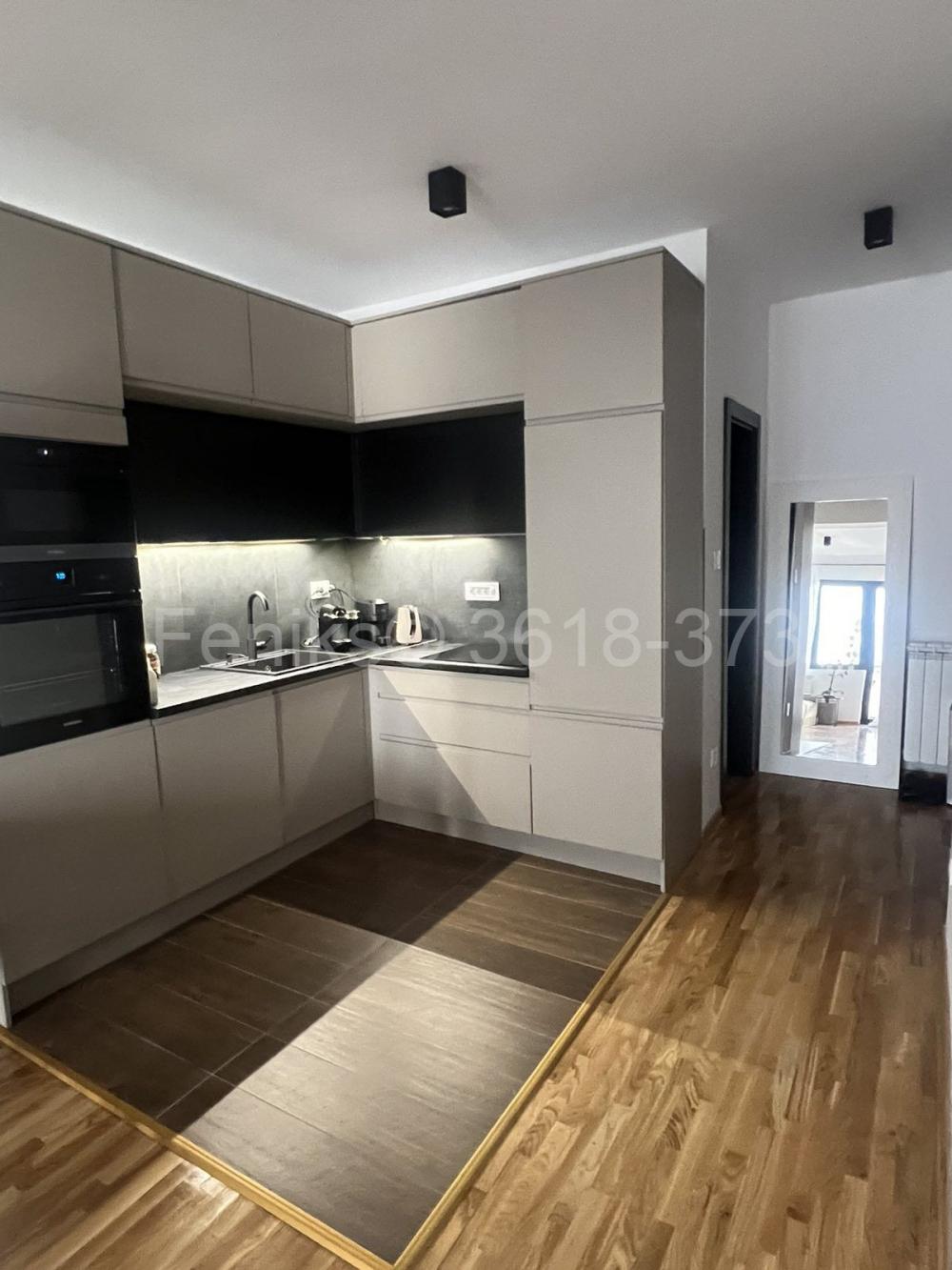 Stan na prodaju u Beogradu, Južni bulevar, dvosoban, 57m2, cena 225000 evra