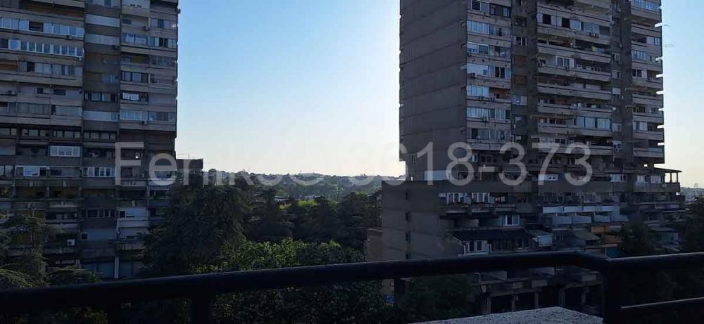 Stan na prodaju u Beogradu, Voždovac, trosoban, 79m2, cena 180000 evra