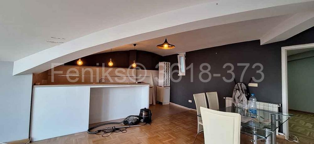Stan na prodaju u Beogradu, Voždovac, trosoban, 79m2, cena 180000 evra