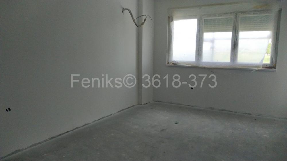 Stan na prodaju u Beogradu, Surčin, dvoiposoban, 47m2, cena 104104 evra