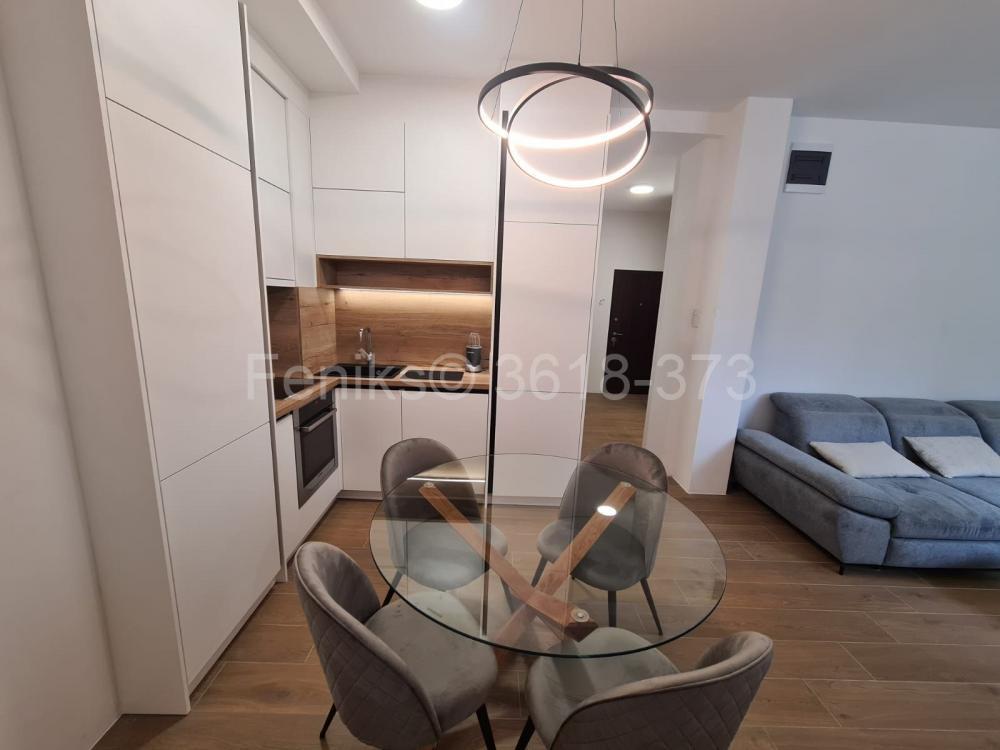 Stan na prodaju u Beogradu, Dedinje, jednosoban, 45m2, cena 165000 evra