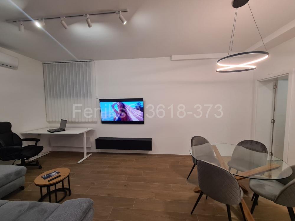 Stan na prodaju u Beogradu, Dedinje, jednosoban, 45m2, cena 165000 evra