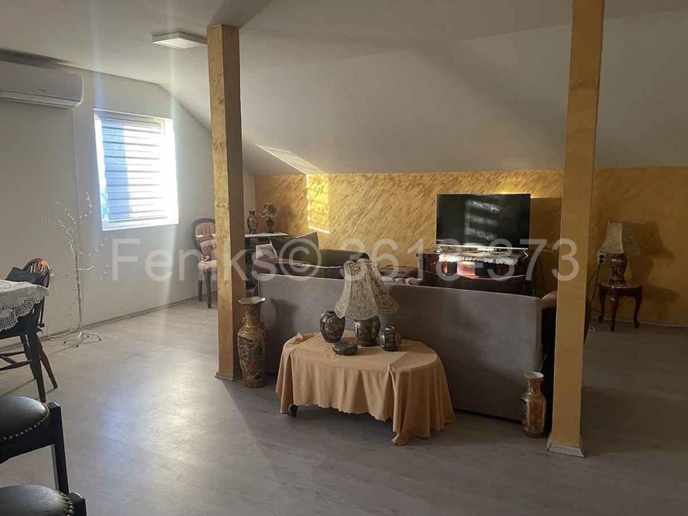 Stan na prodaju u Beogradu, Surčin, trosoban, 94m2, cena 145000 evra