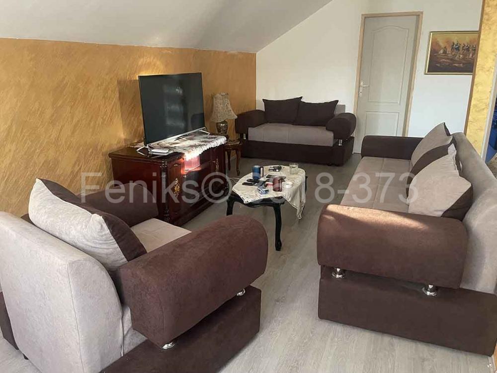 Stan na prodaju u Beogradu, Surčin, trosoban, 94m2, cena 145000 evra