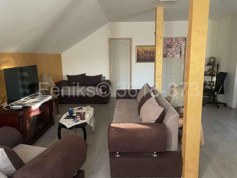Stan na prodaju u Beogradu, Surčin, trosoban, 94m2, cena 145000 evra