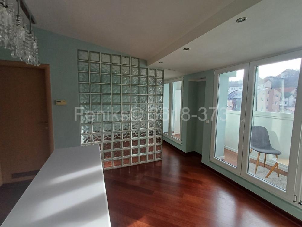 Stan na prodaju u Beogradu, Mirijevo, jednoiposoban, 30m2, cena 72000 evra