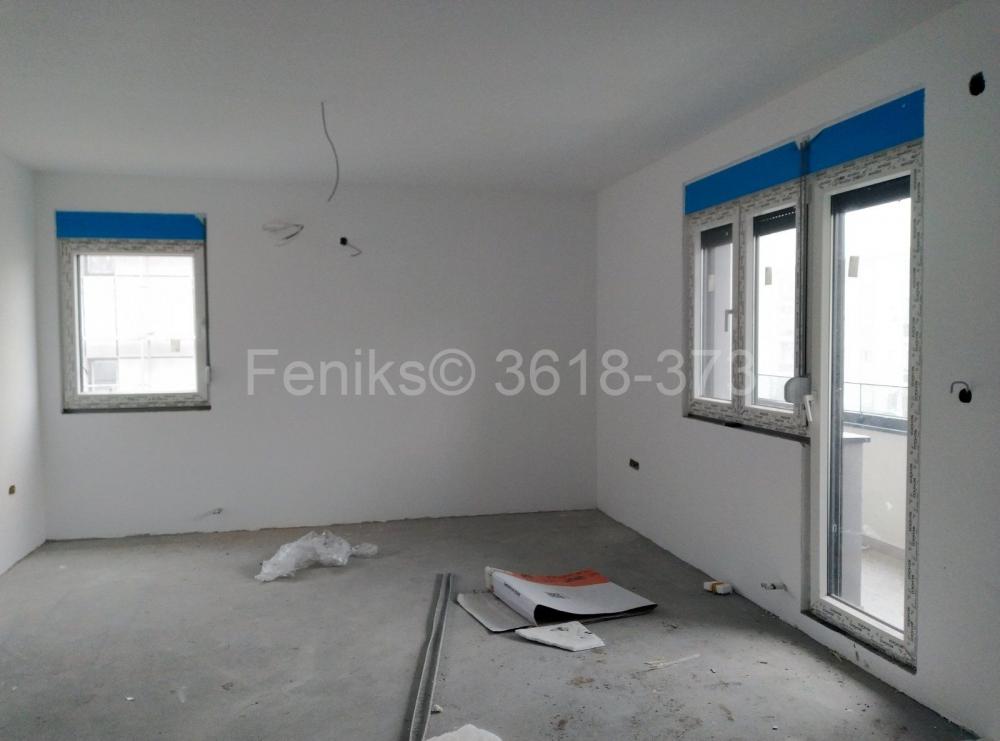Stan na prodaju u Beogradu, Ledine, trosoban, 61m2, cena 126000 evra