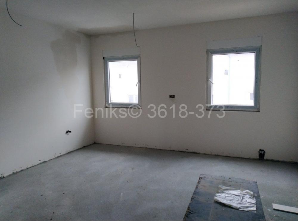 Stan na prodaju u Beogradu, Ledine, trosoban, 61m2, cena 126000 evra
