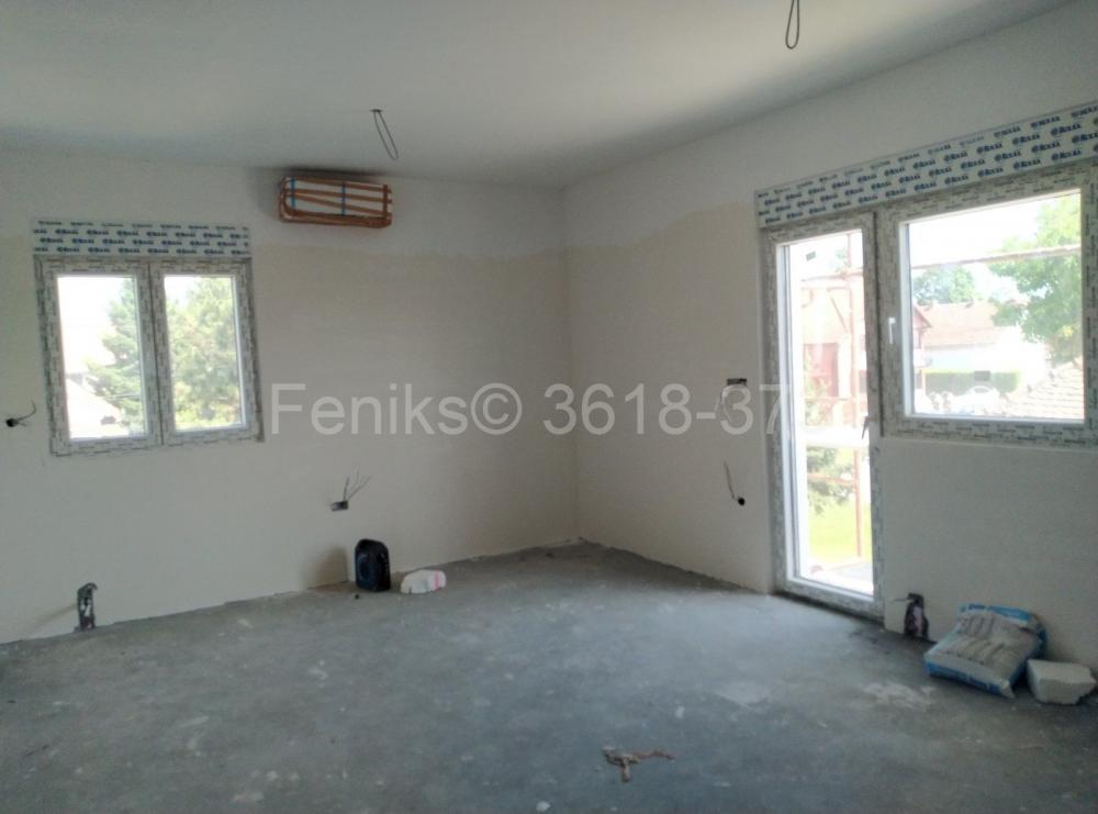 Stan na prodaju u Beogradu, Surčin, dvoiposoban, 53m2, cena 104000 evra