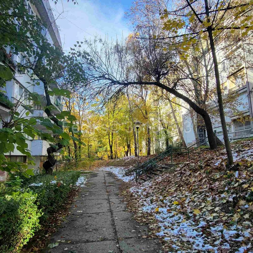 Stan na prodaju u Beogradu, Konjarnik, jednoiposoban, 45m2, cena 162000 evra