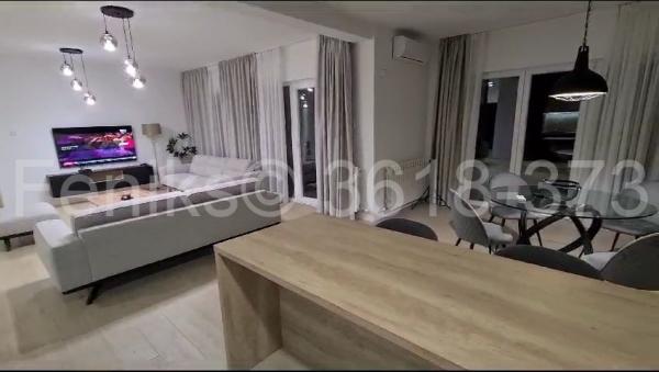 Stan na prodaju u Beogradu, Dedinje, cetvorosoban, 180m2, cena 950000 evra
