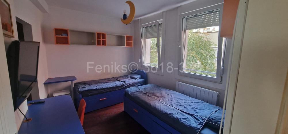 Stan na prodaju u Beogradu, Kalenić pijaca, trosoban, 103m2, cena 398900 evra