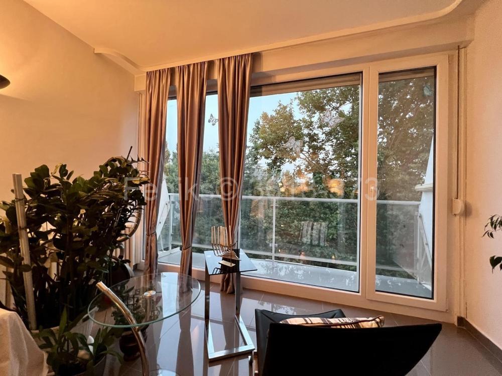 Stan na prodaju u Beogradu, dvosoban, 66m2, cena 250000 evra