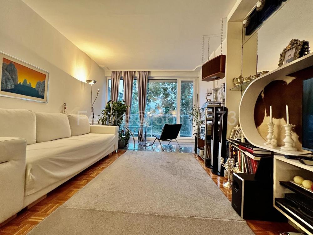 Stan na prodaju u Beogradu, dvosoban, 66m2, cena 250000 evra