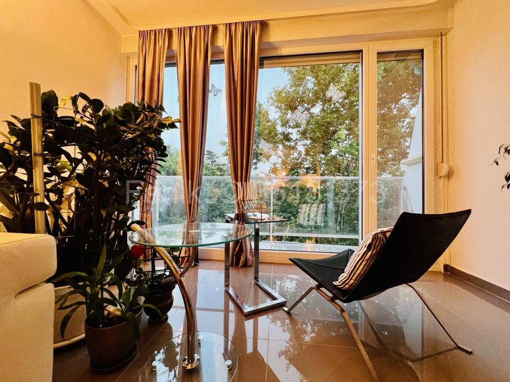 Stan na prodaju u Beogradu, dvosoban, 66m2, cena 250000 evra