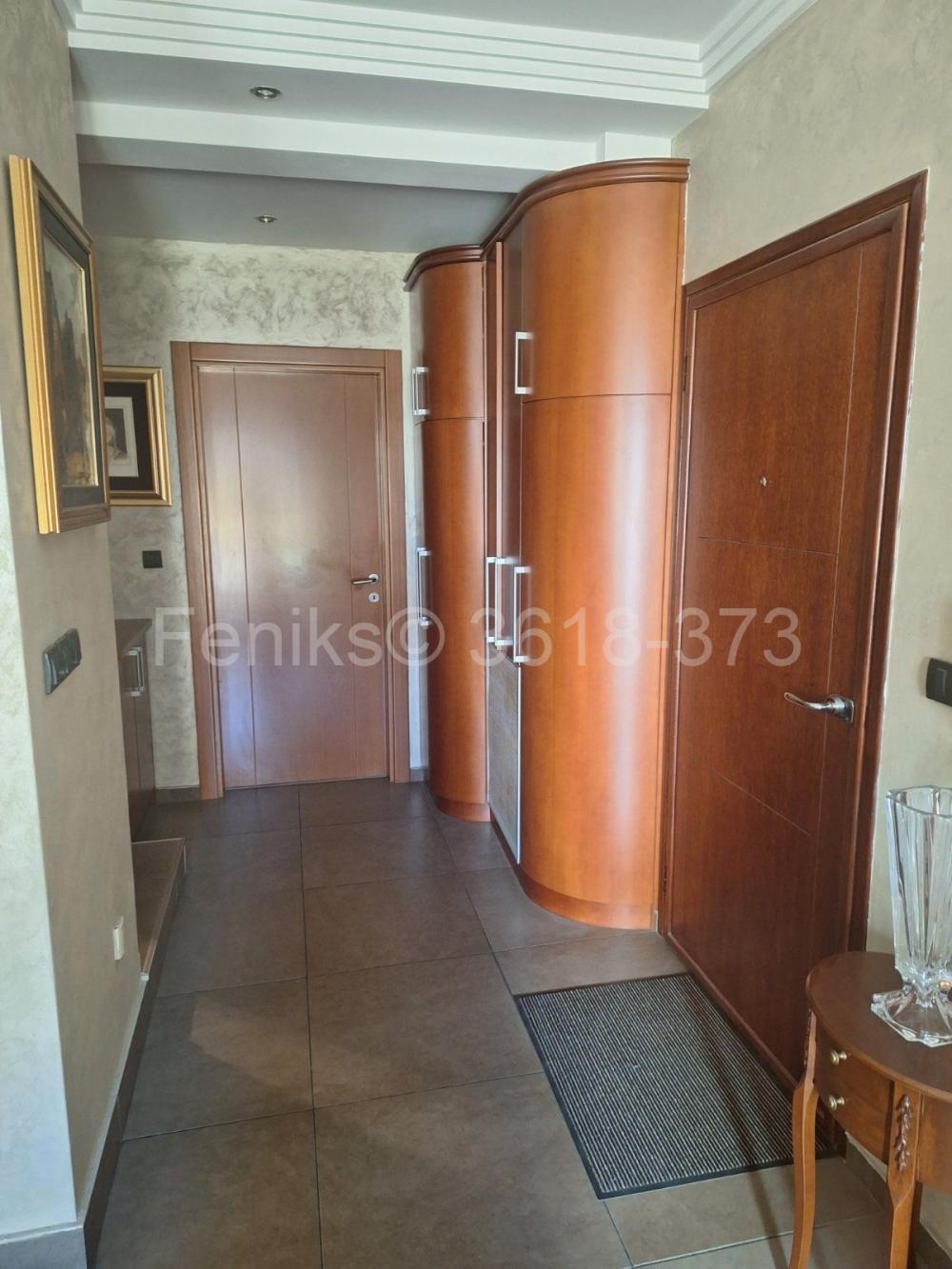 Stan na prodaju u Beogradu, Vračar (Hram), dvosoban, 74m2, cena 370000 evra