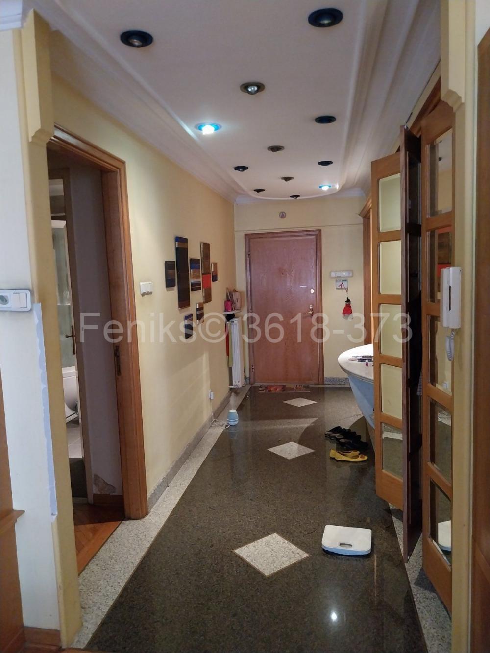 Stan na prodaju u Beogradu, Kalenić pijaca, 128m2, cena 509000 evra