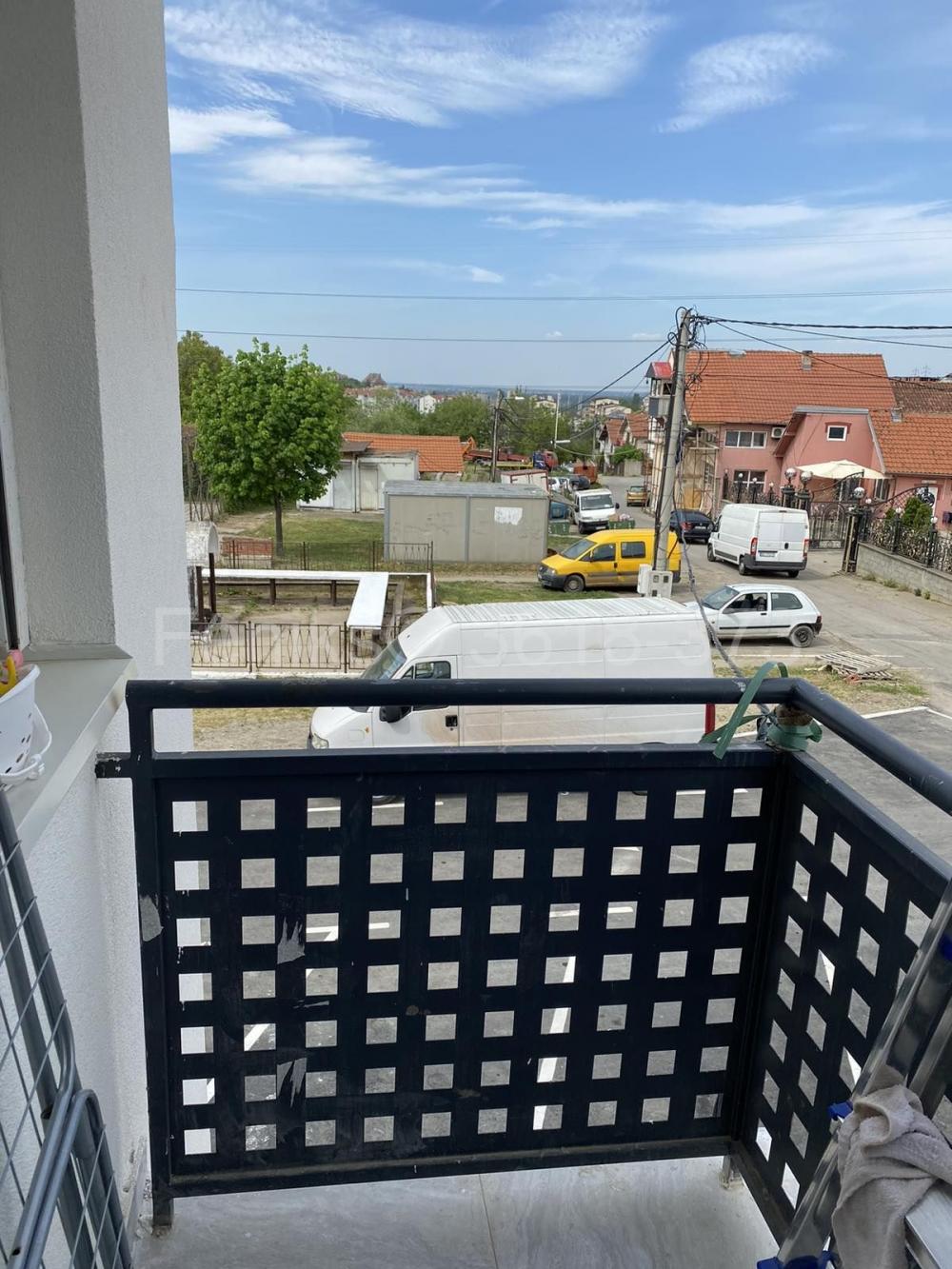 Stan na prodaju u Beogradu, Mirijevo 3, dvoiposoban, 57m2, cena 120000 evra