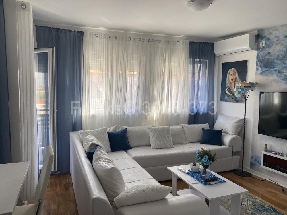 Stan na prodaju u Beogradu, Mirijevo 3, dvoiposoban, 57m2, cena 120000 evra