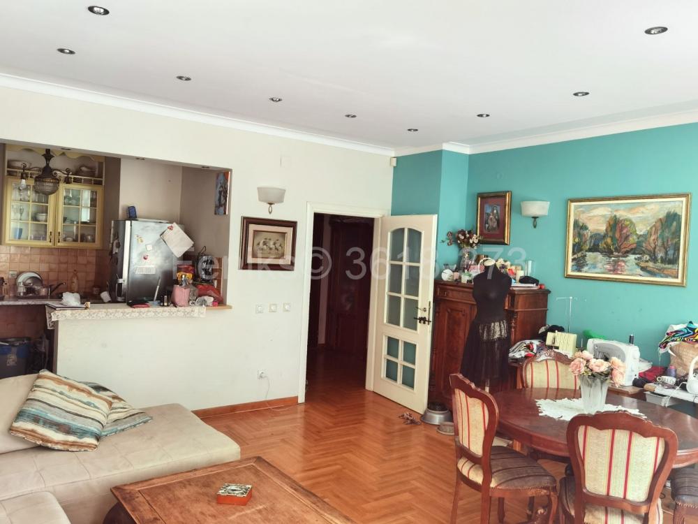 Stan na prodaju u Beogradu, Đeram pijaca, trosoban, 111m2, cena 335000 evra