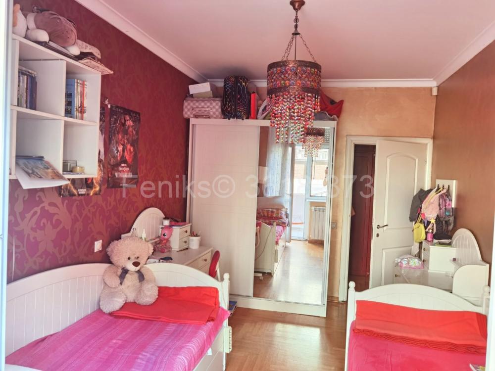 Stan na prodaju u Beogradu, Đeram pijaca, trosoban, 111m2, cena 335000 evra