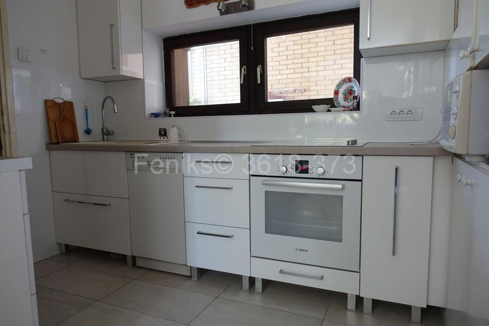 Stan na prodaju u Beogradu, Mirijevo 3, 150m2, cena 225000 evra