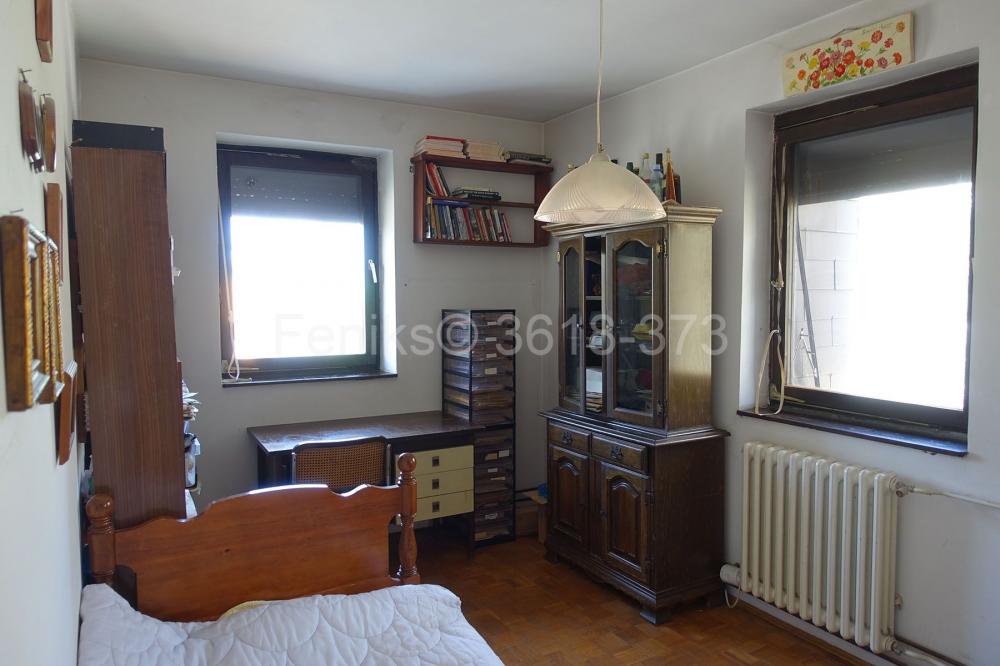 Stan na prodaju u Beogradu, Mirijevo 3, 150m2, cena 225000 evra