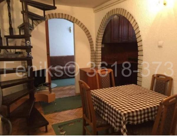 Stan na prodaju u Beogradu, Vračar, trosoban, 65m2, cena 130000 evra