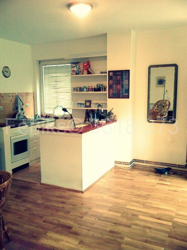 Stan na prodaju u Beogradu, Autokomanda, trosoban, 70m2, cena 285000 evra