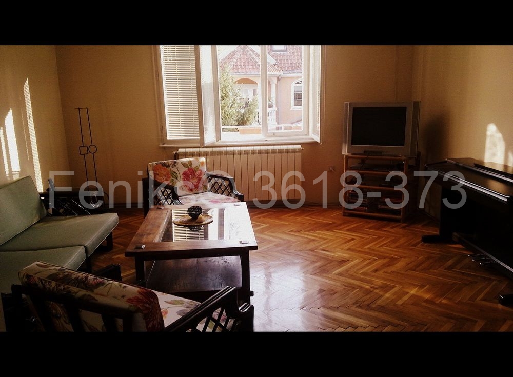 Stan na prodaju u Beogradu, Autokomanda, dvoiposoban, 70m2, cena 285000 evra