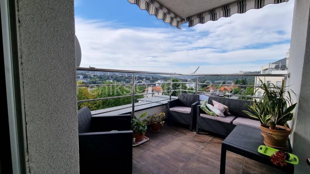 Stan na prodaju u Beogradu, Dedinje, 400m2, cena 1050000 evra