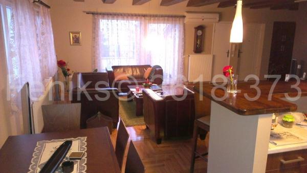 Stan na prodaju u Beogradu, Petlovo brdo, troiposoban, 130m2, cena 230000 evra